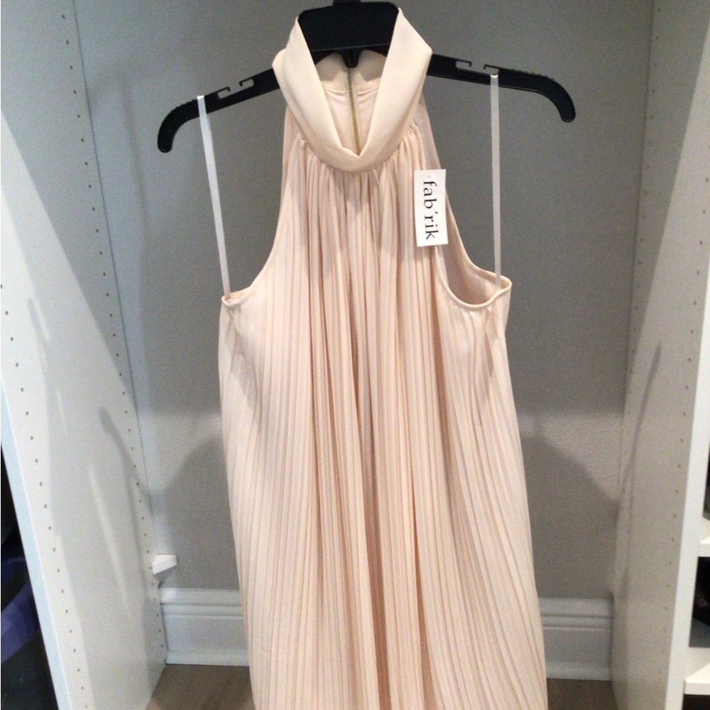 Fab'rik Cream Pleated Shift Dress NWT